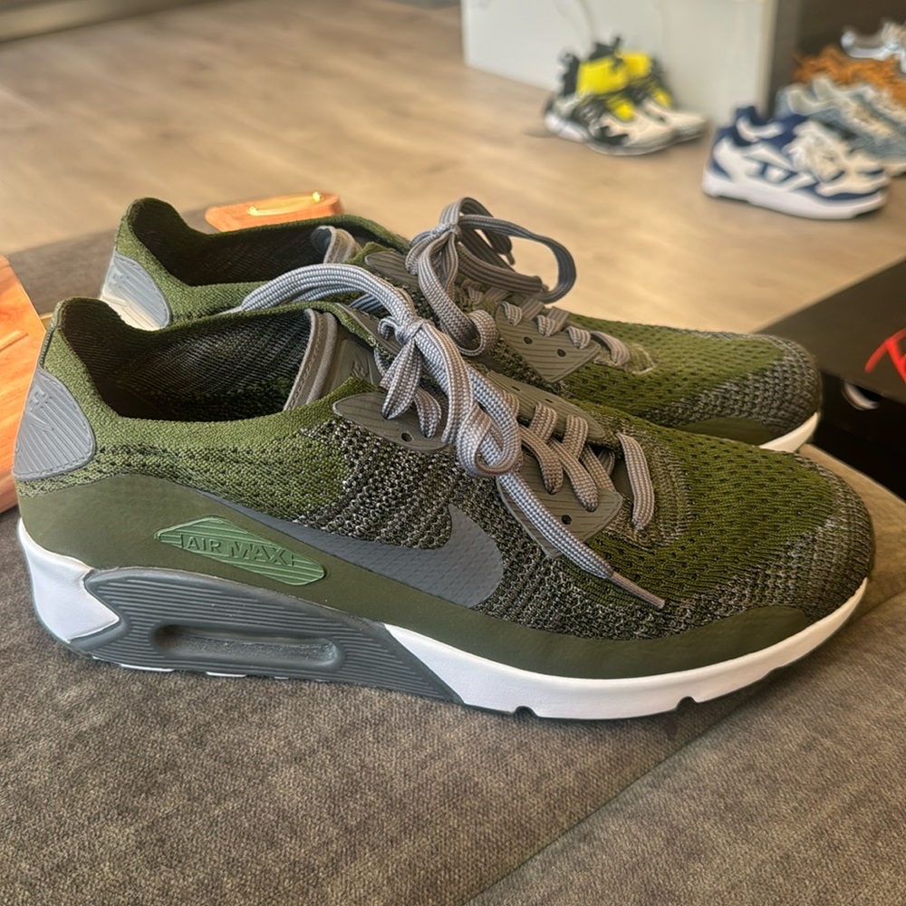 Nike Air Max 90 ultra flyknit 2.0 (Pristine)